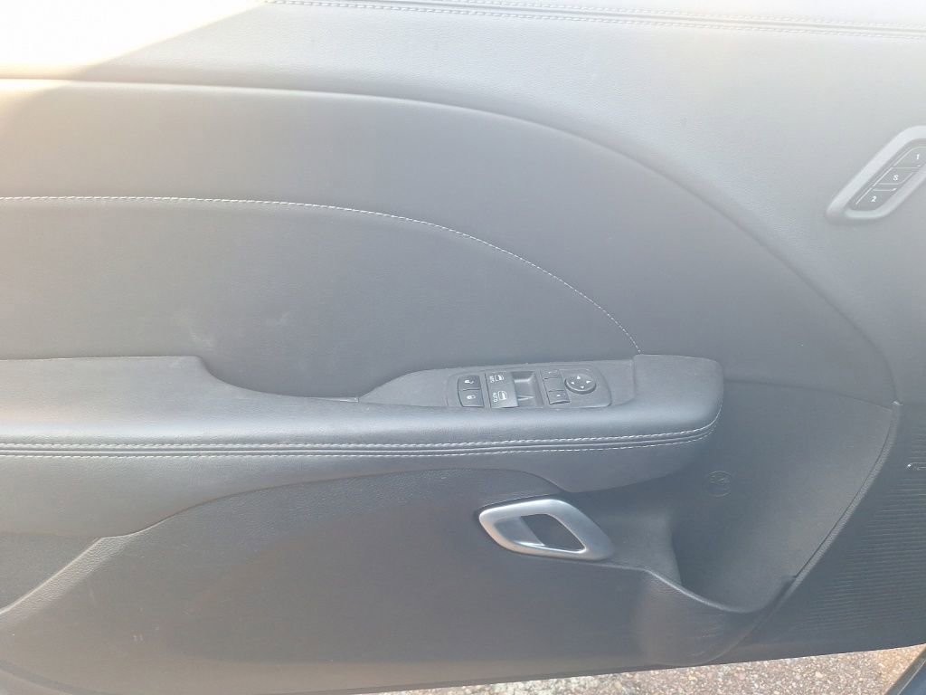 Used 2023 Dodge Challenger R/T w/ Plus Package image 28