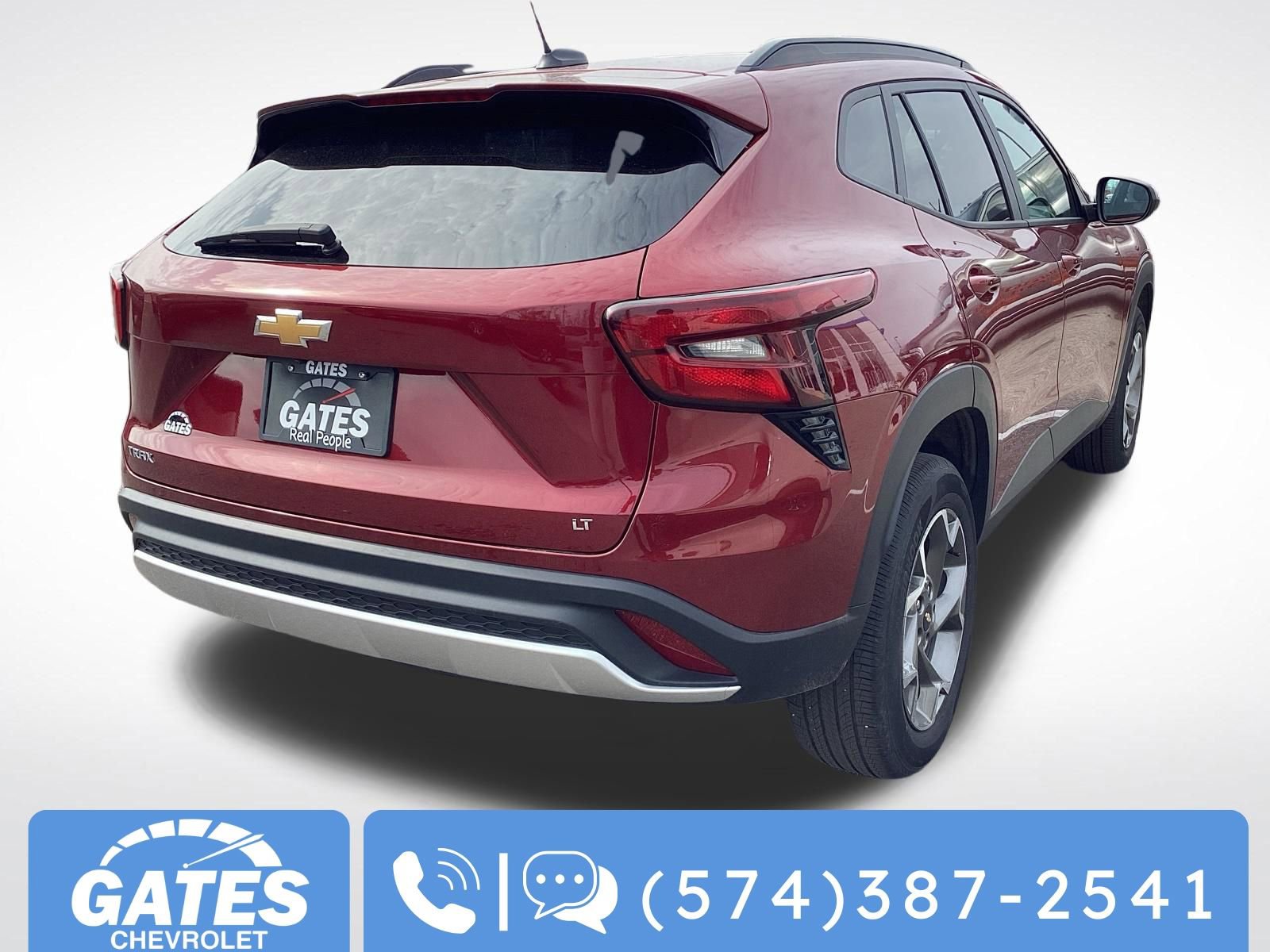 Used 2025 Chevrolet Trax LT image 8