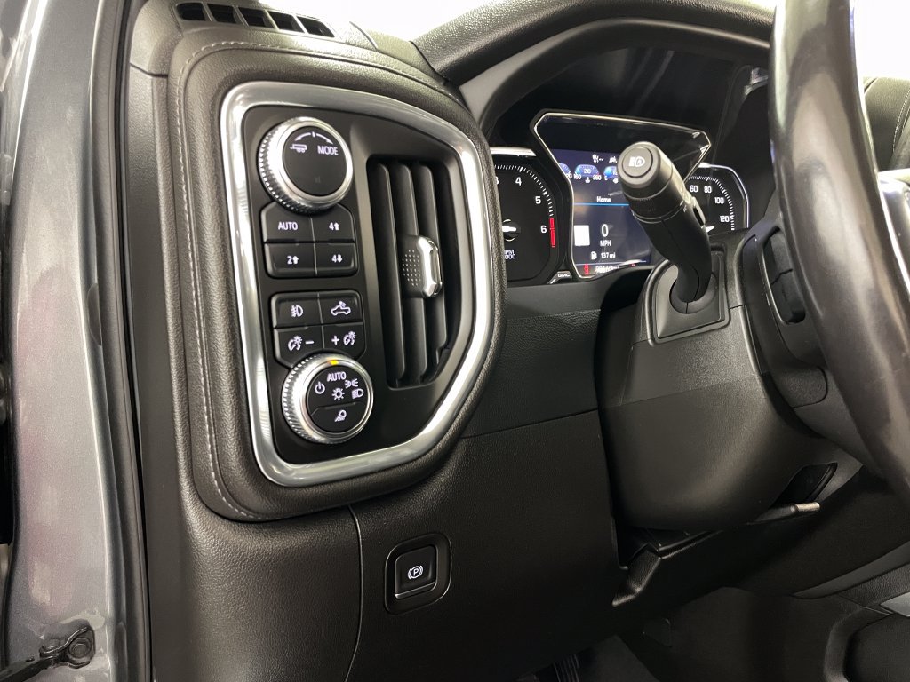 Certified 2022 GMC Sierra 1500 Denali w/ Driver Alert Package II AWD/4WD image 33