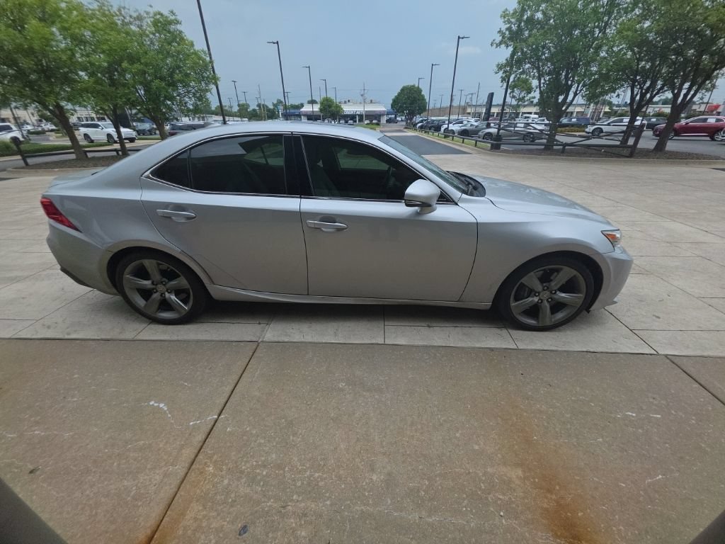 Used 2014 Lexus IS 350 w/ Navigation Package RWD image 4