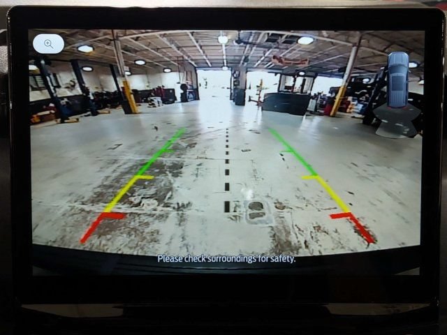 Used 2024 Ford Expedition XLT RWD image 20