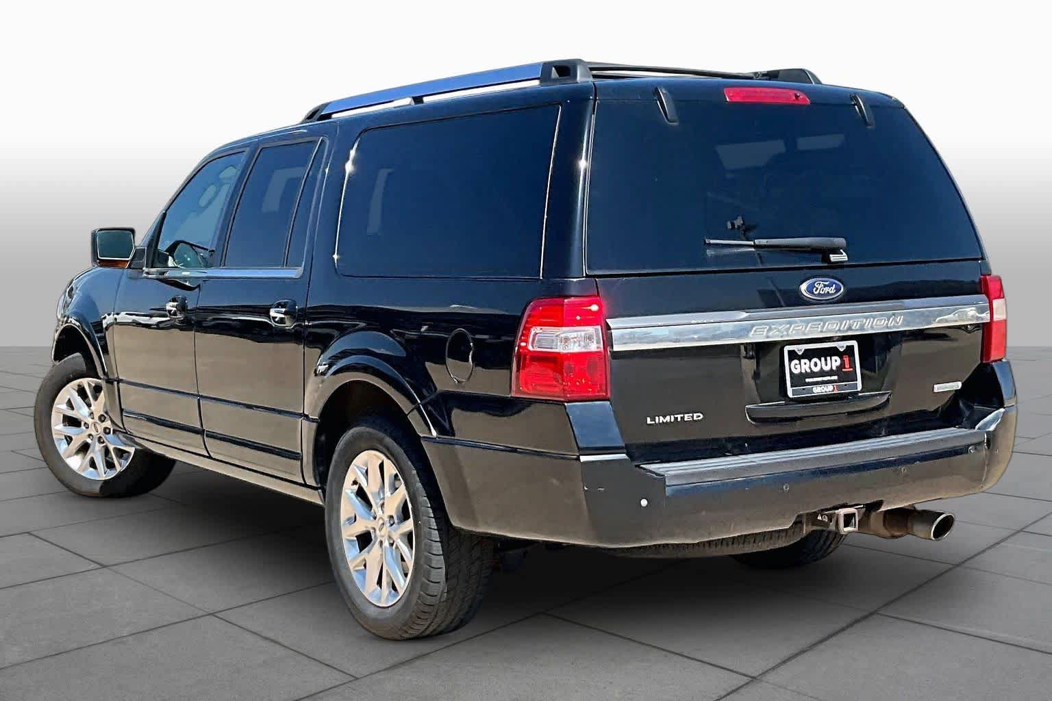 Used 2017 Ford Expedition EL Limited w/ Equipment Group 301A AWD/4WD image 11