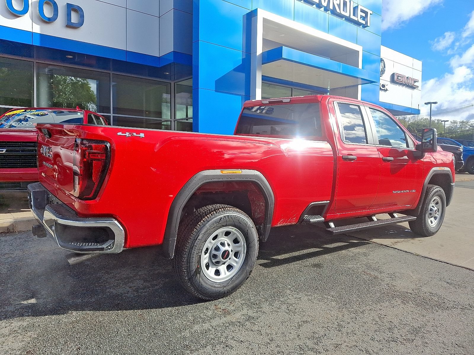 New 2026 GMC Sierra 2500 Pro w/ 1SA Pro Safety Plus Package AWD/4WD image 6
