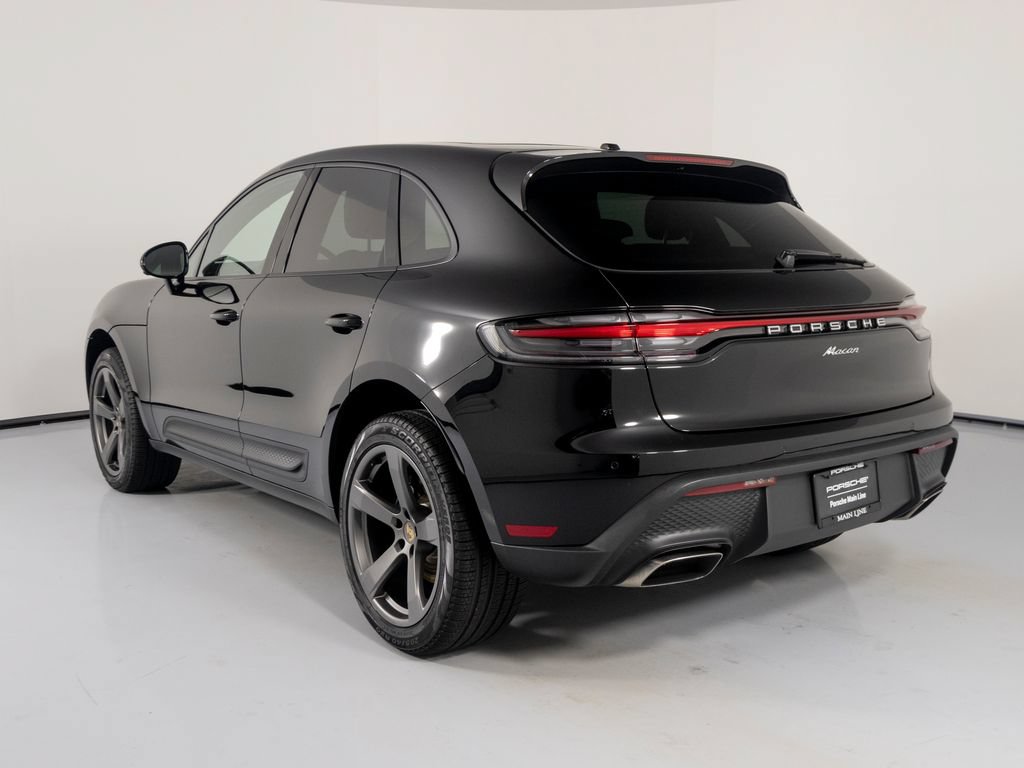 Certified 2026 Porsche Macan AWD/4WD image 9