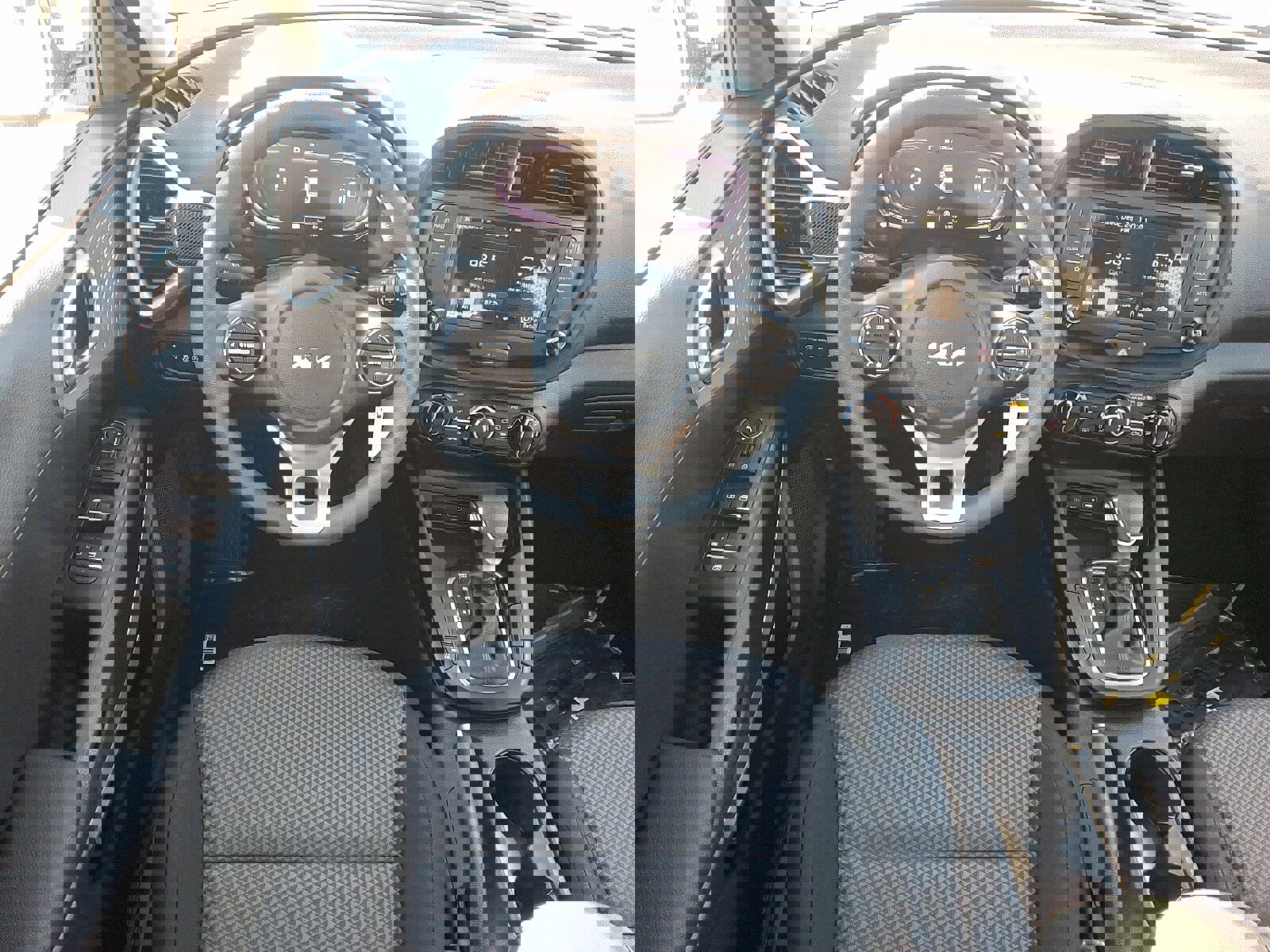 New 2025 Kia Soul LX image 7