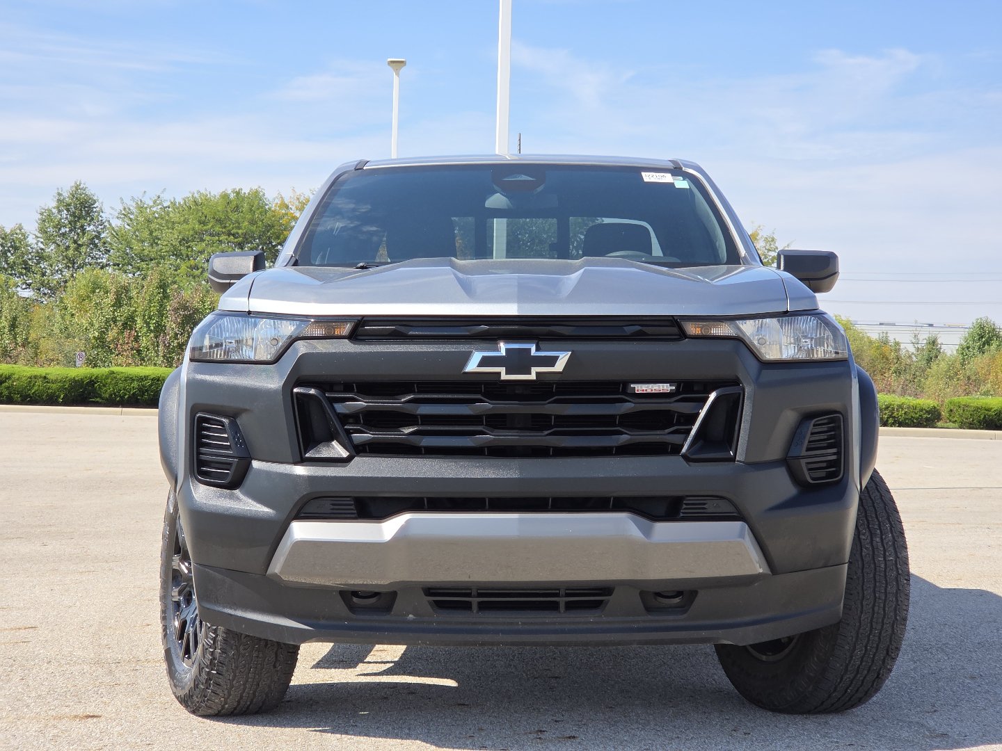 Used 2024 Chevrolet Colorado Trail Boss w/ Advanced Trailering Package AWD/4WD image 12