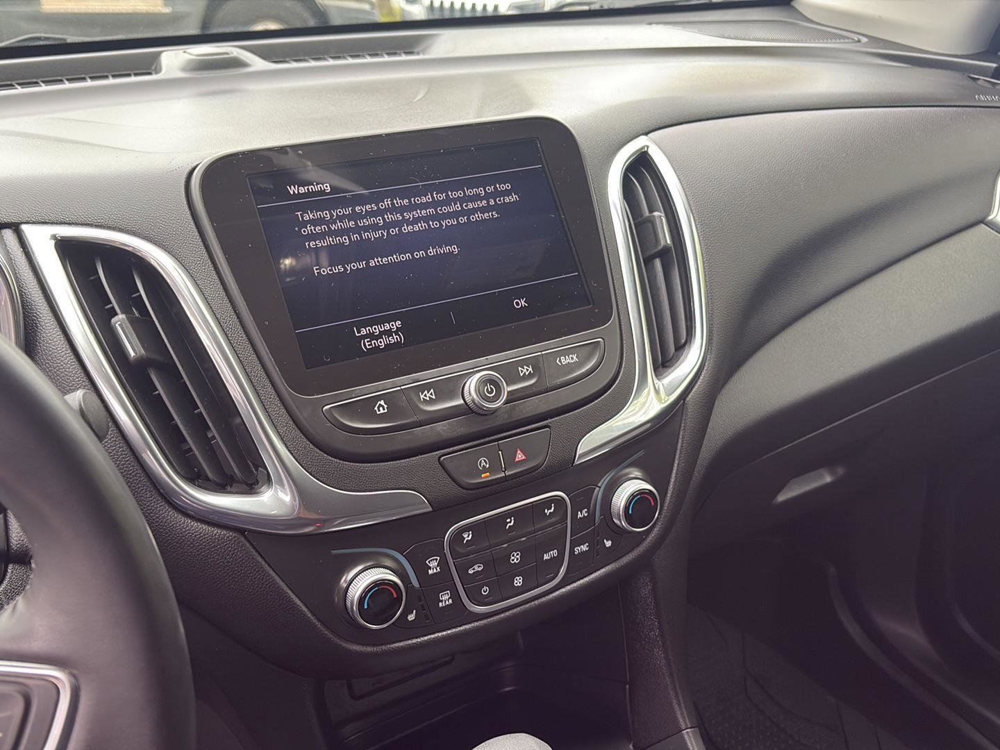 Used 2024 Chevrolet Equinox LT AWD/4WD image 26