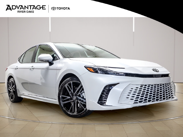 New 2026 Toyota Camry XSE w/ Premium Package FWD image 2