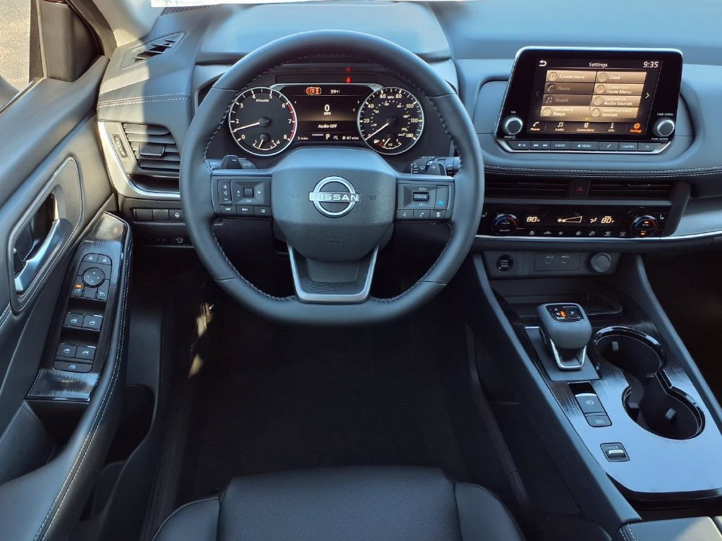 New 2027 Nissan Rogue Dark Armor FWD image 16