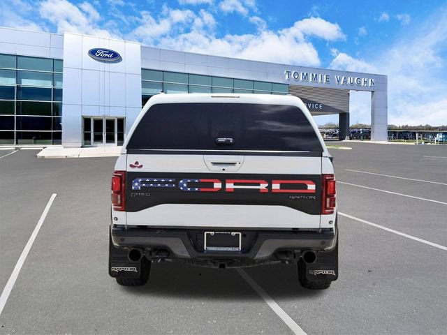 Certified 2019 Ford F150 Raptor w/ Equipment Group 802A Luxury image 3