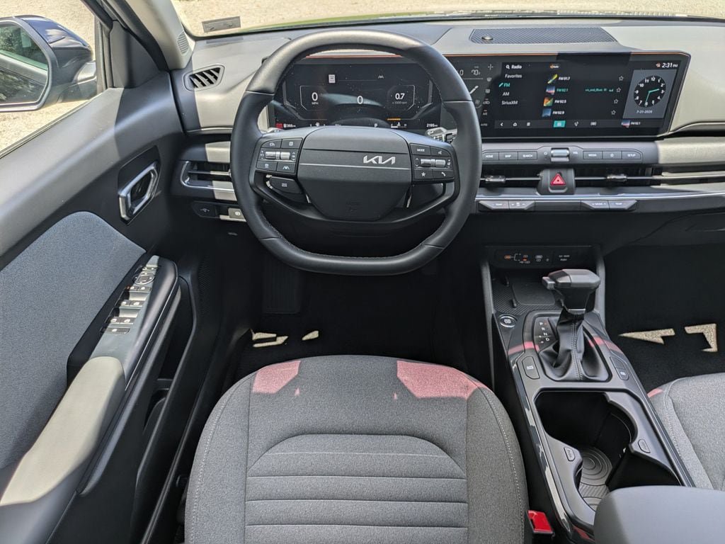 Used 2025 Kia K4 EX FWD image 15