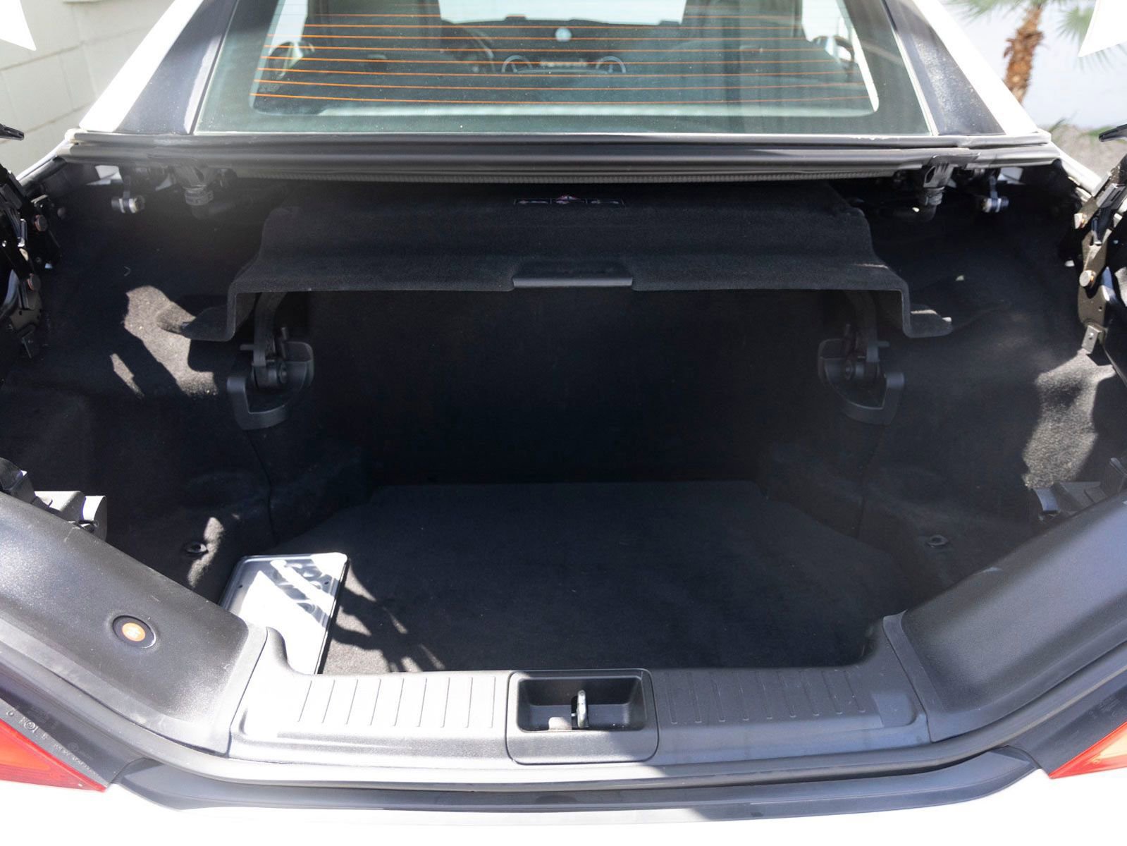 Used 2015 Mercedes-Benz SL 400 image 18