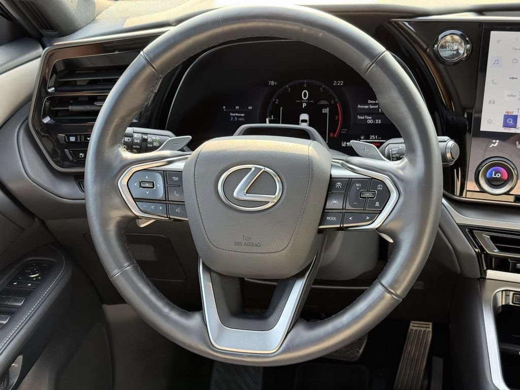 Used 2025 Lexus TX 350 AWD w/ Technology Package image 9