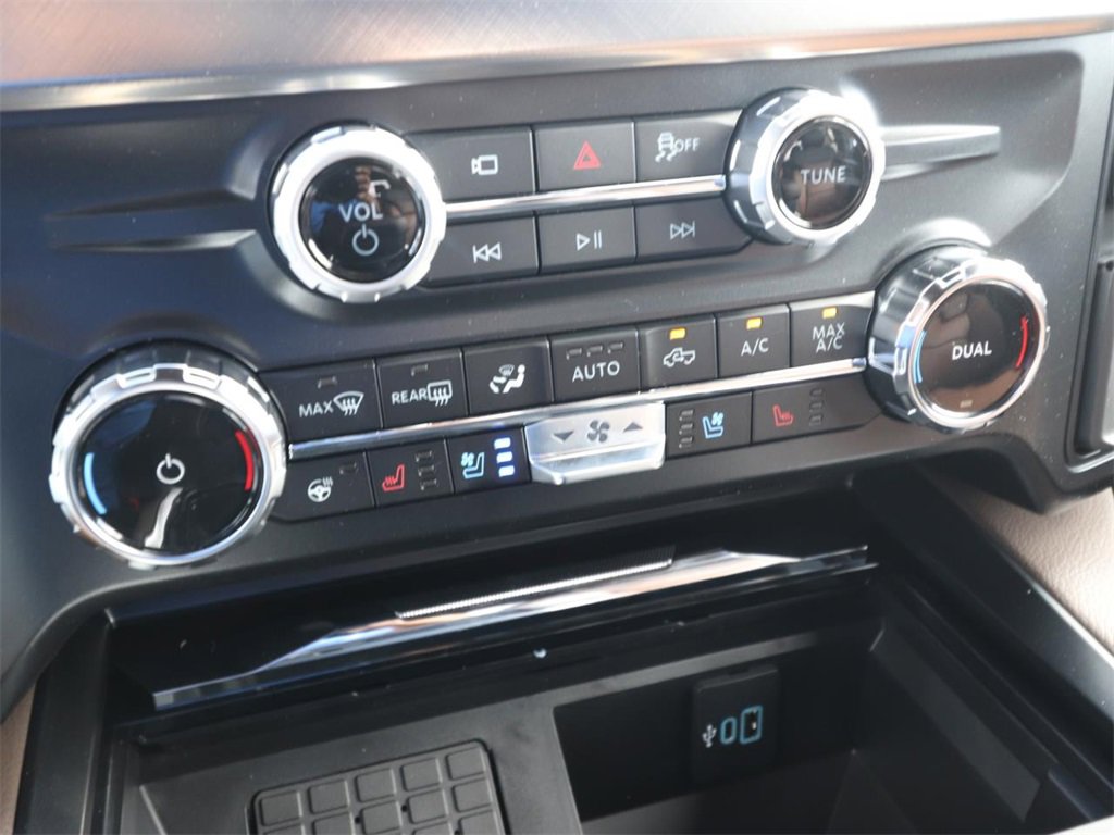 New 2026 Ford F350 King Ranch w/ Chrome Package image 18