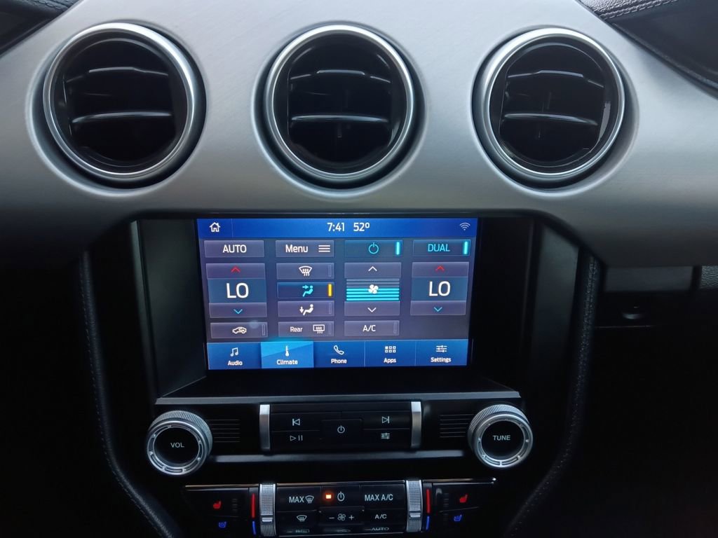 Used 2022 Ford Mustang Premium image 4