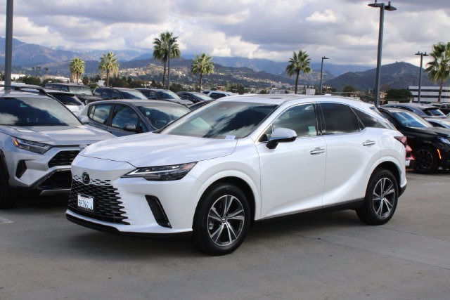 Certified 2025 Lexus RX 350 FWD image 3