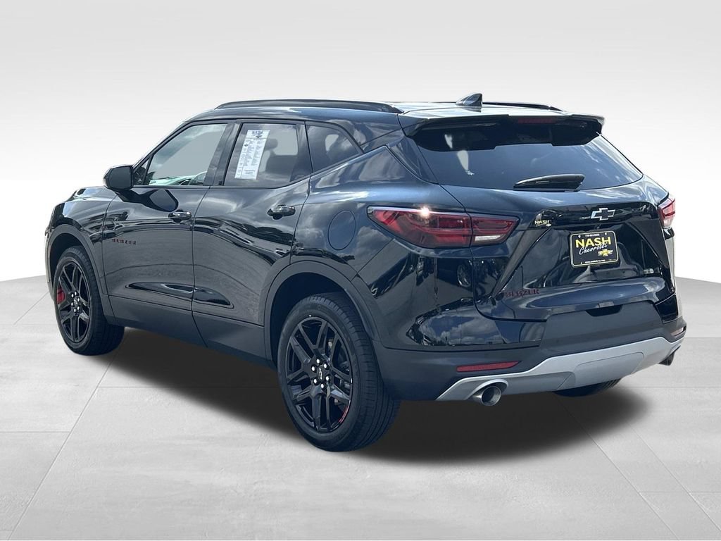 Used 2024 Chevrolet Blazer LT w/ Redline Edition FWD image 5
