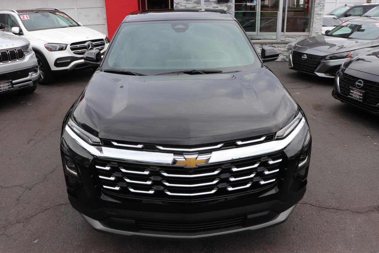 Used 2026 Chevrolet Equinox LT w/ Convenience Package II FWD image 9