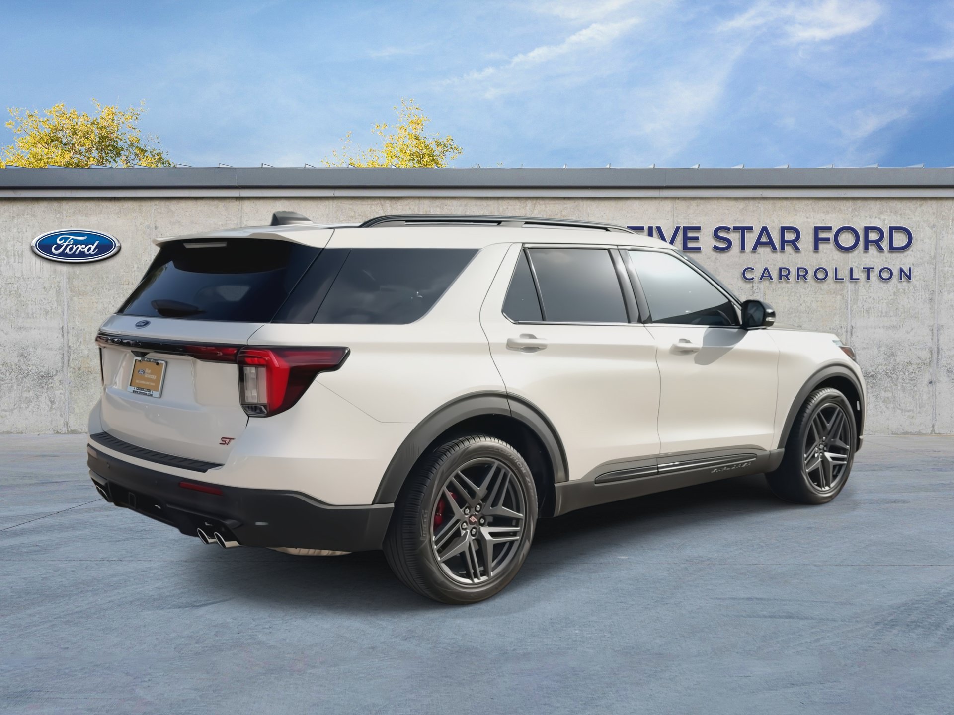 Used 2025 Ford Explorer ST AWD/4WD image 8