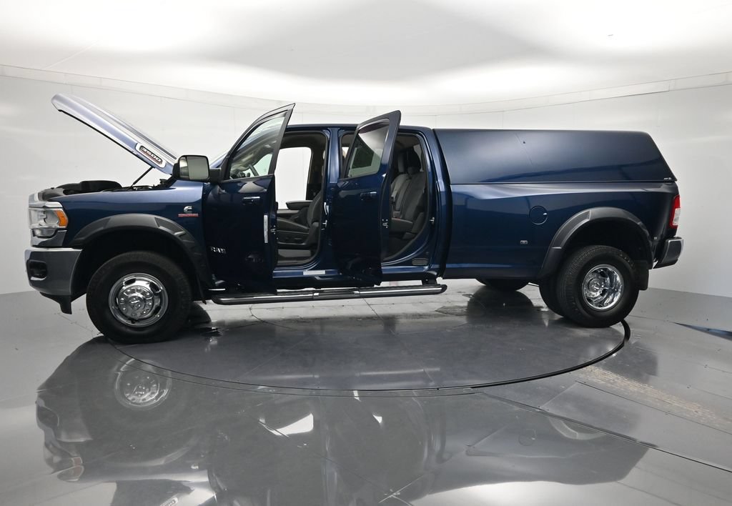 Used 2020 RAM 3500 Big Horn w/ Level 1 Equipment Group AWD/4WD image 46