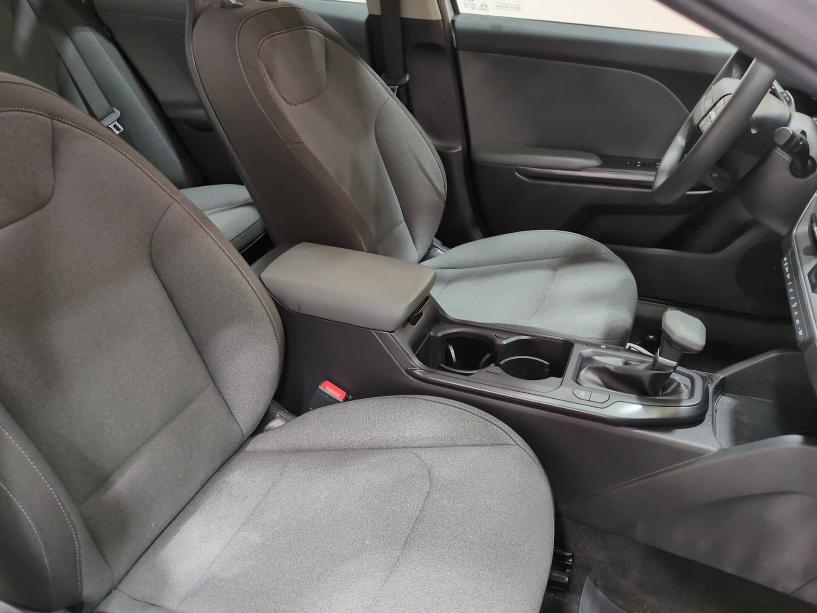 Certified 2025 Kia K4 FWD image 10