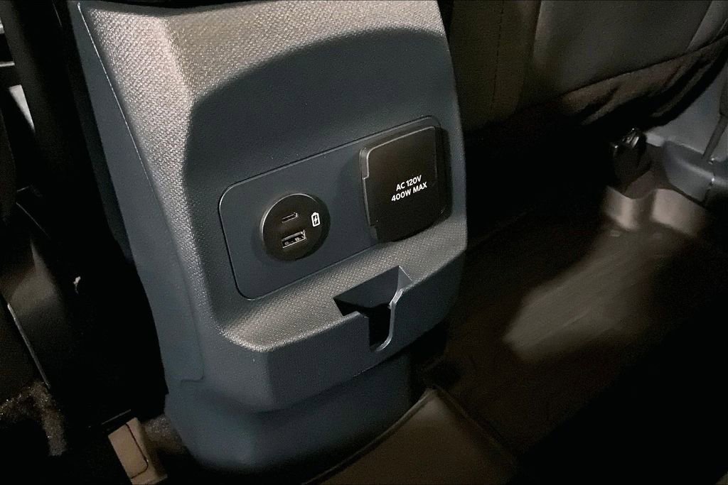 Certified 2024 Ford Maverick XLT w/ XLT Luxury Package image 31