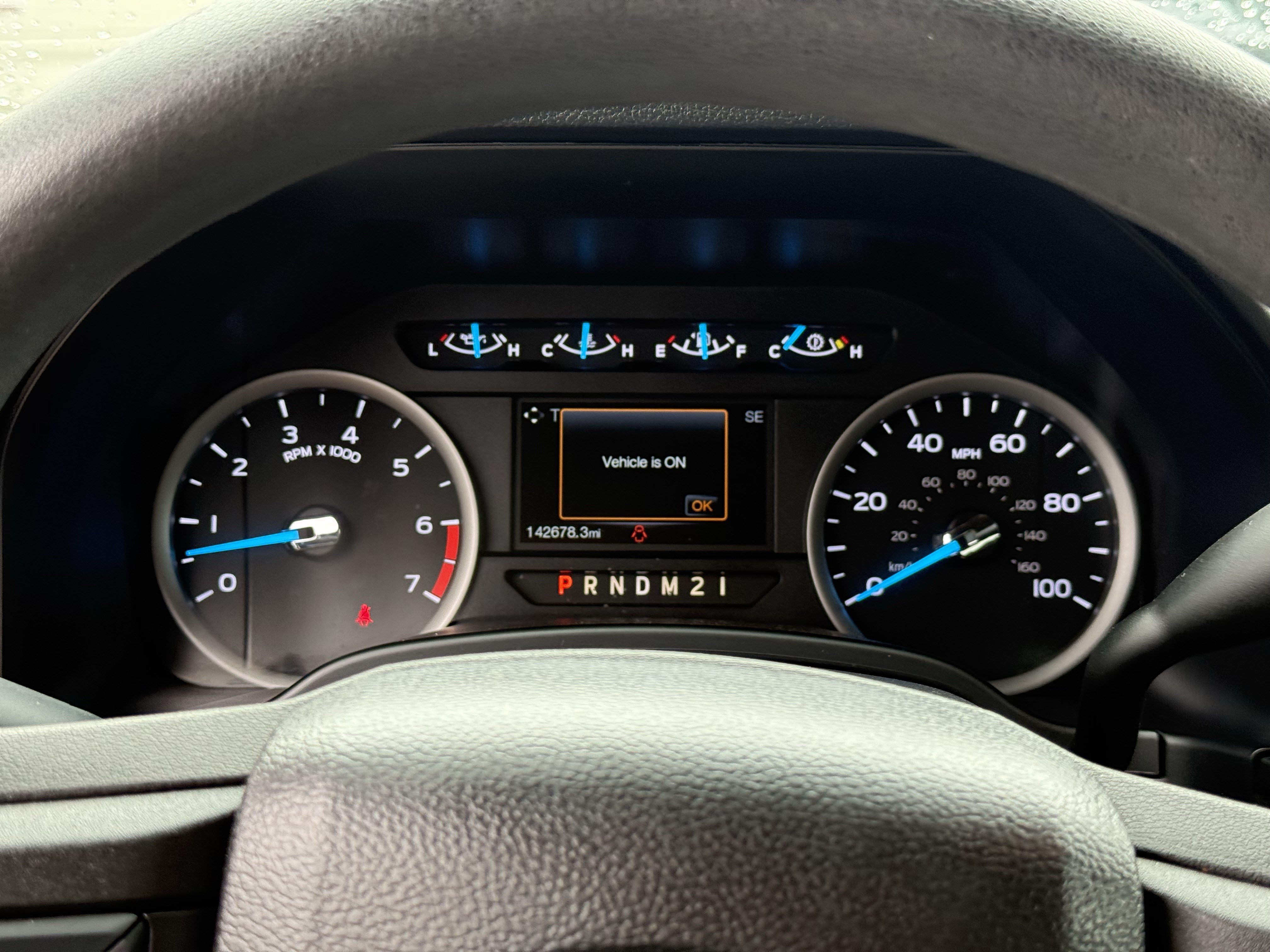 Used 2017 Ford F250 XLT w/ XLT Premium Package AWD/4WD image 18