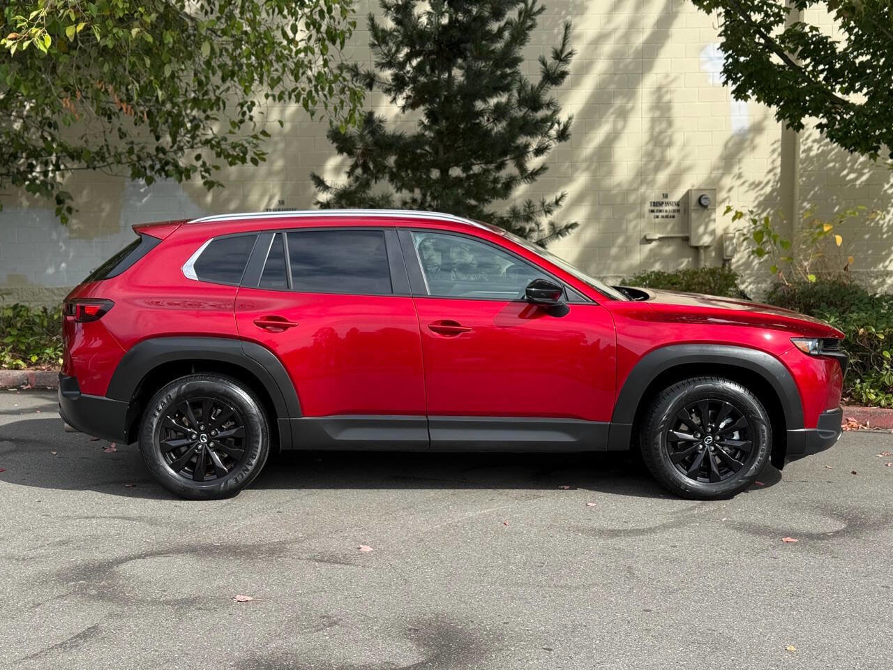 Used 2024 MAZDA CX-50 AWD 2.5 S w/ Preferred Package image 4