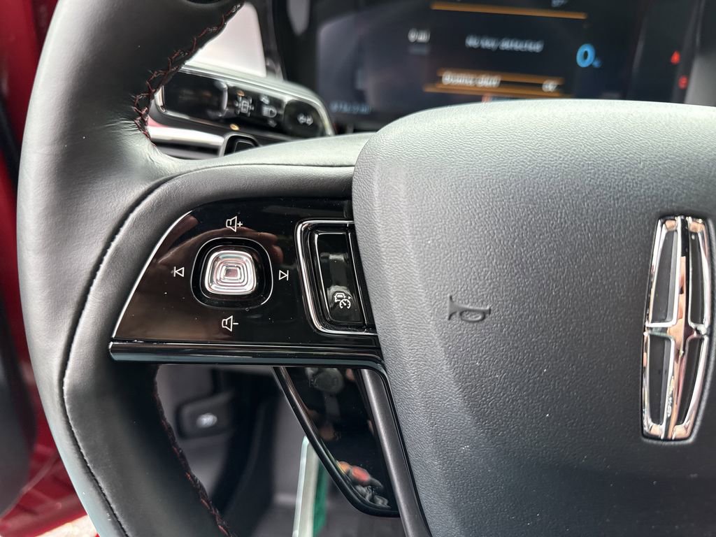 Used 2025 Lincoln Corsair Grand Touring w/ Equipment Group 301A image 24