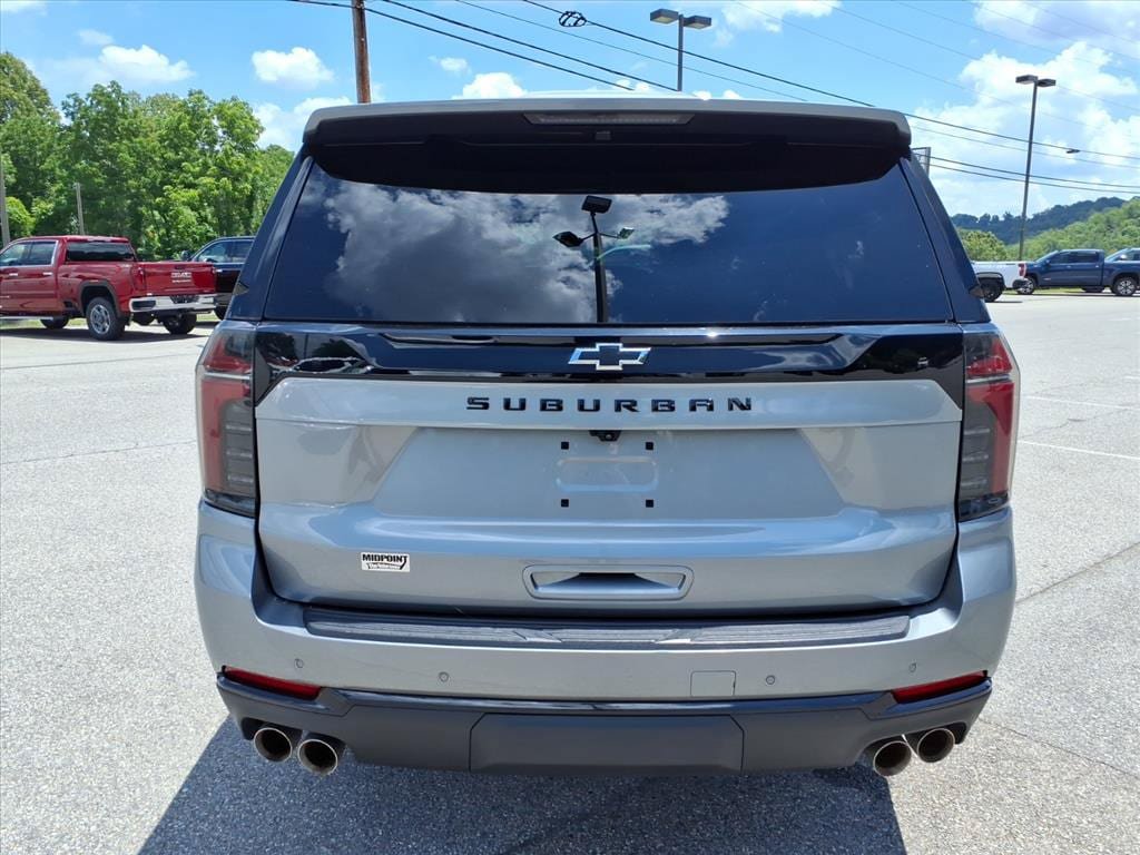 Certified 2025 Chevrolet Suburban Z71 AWD/4WD image 5