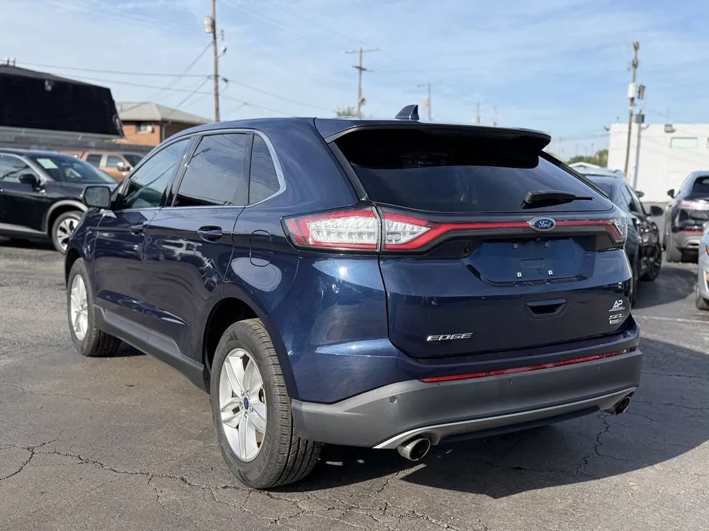 Used 2017 Ford Edge SEL AWD/4WD image 4