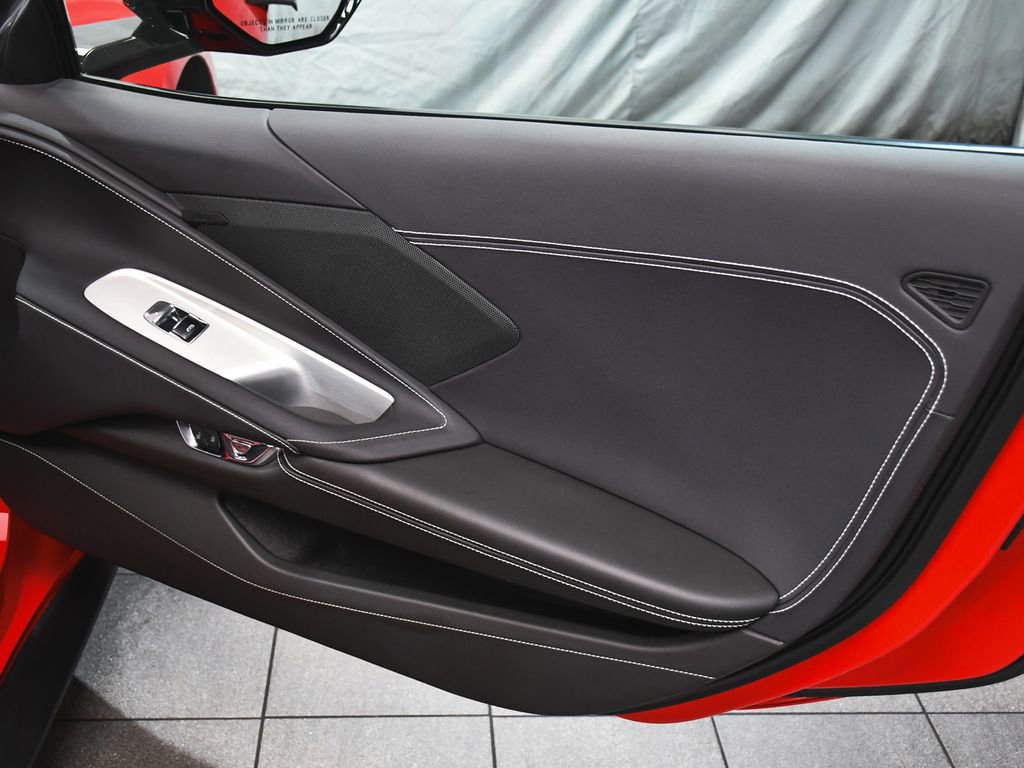 Used 2024 Chevrolet Corvette Stingray Convertible RWD image 15