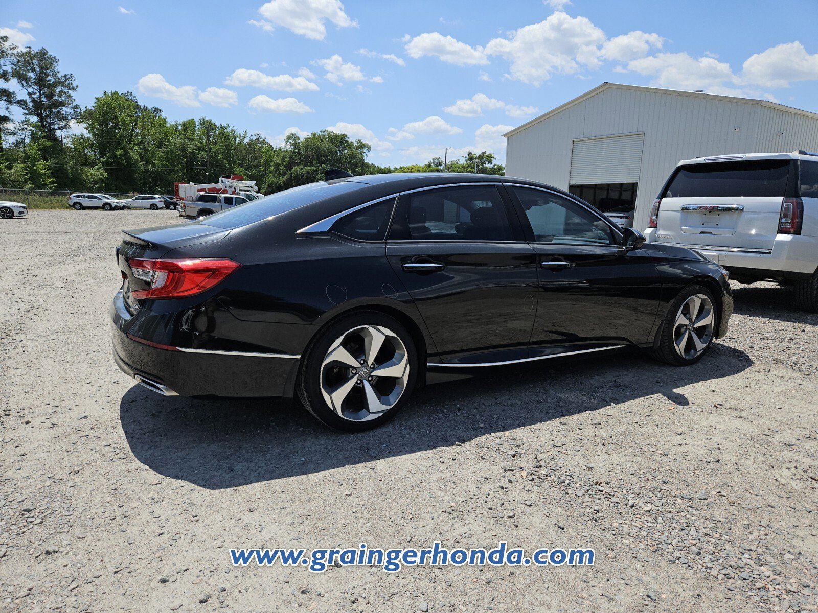 Used 2019 Honda Accord Touring image 6