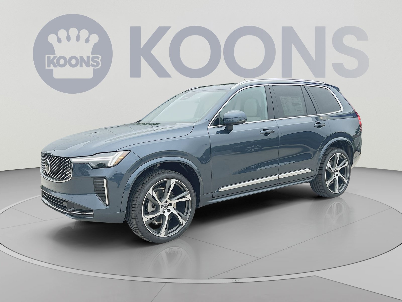 New 2026 Volvo XC90 B5 Core w/ Protection Package