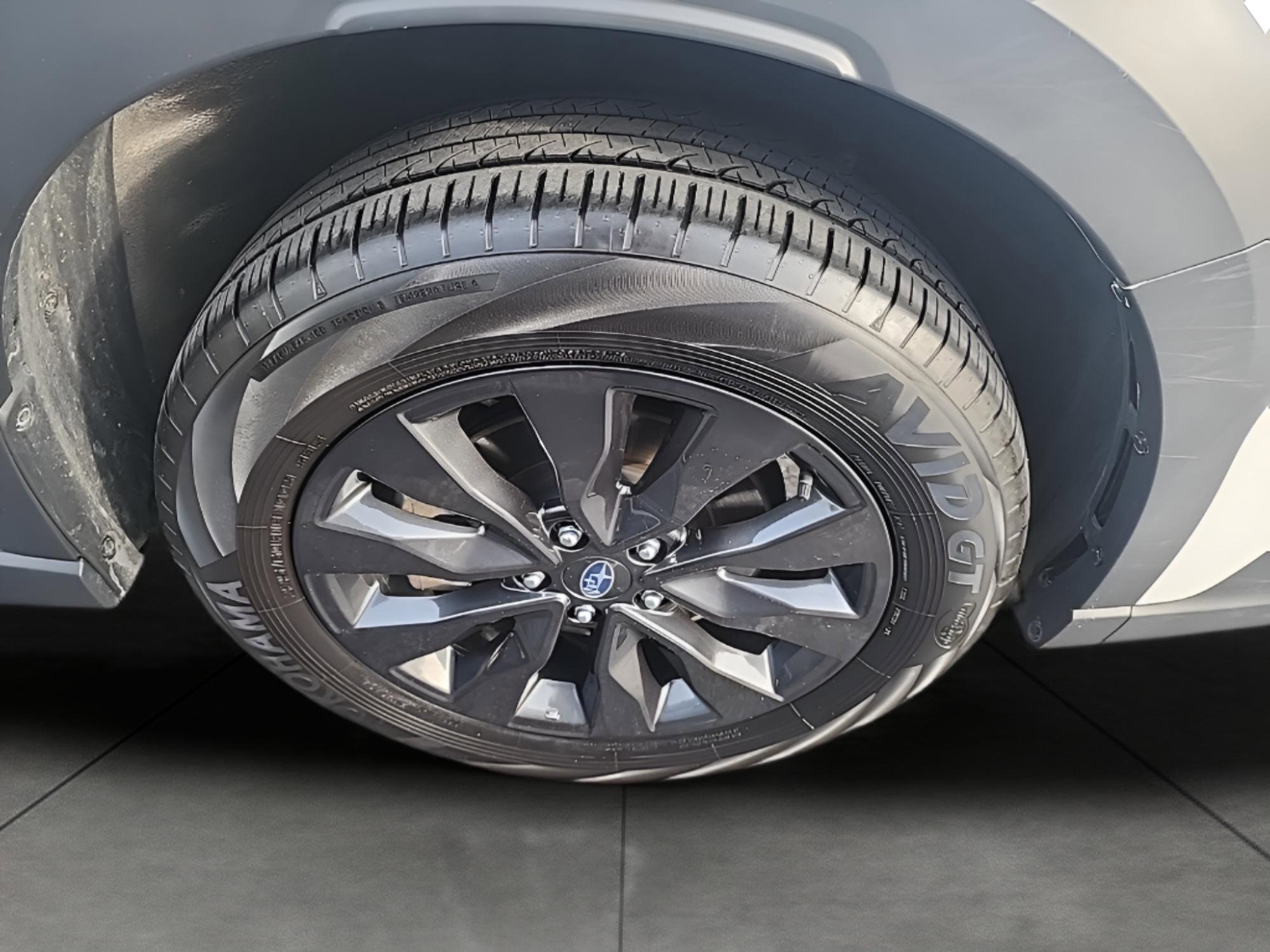 Used 2025 Subaru Outback Onyx Edition image 10