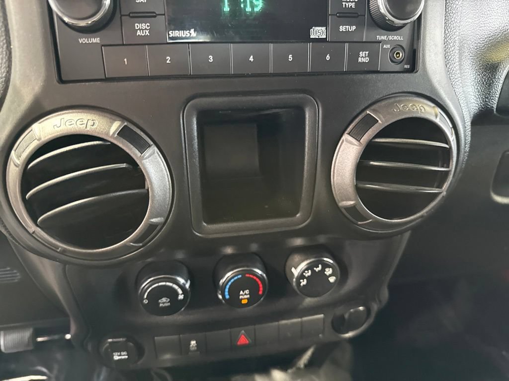Used 2012 Jeep Wrangler Sport AWD/4WD image 23