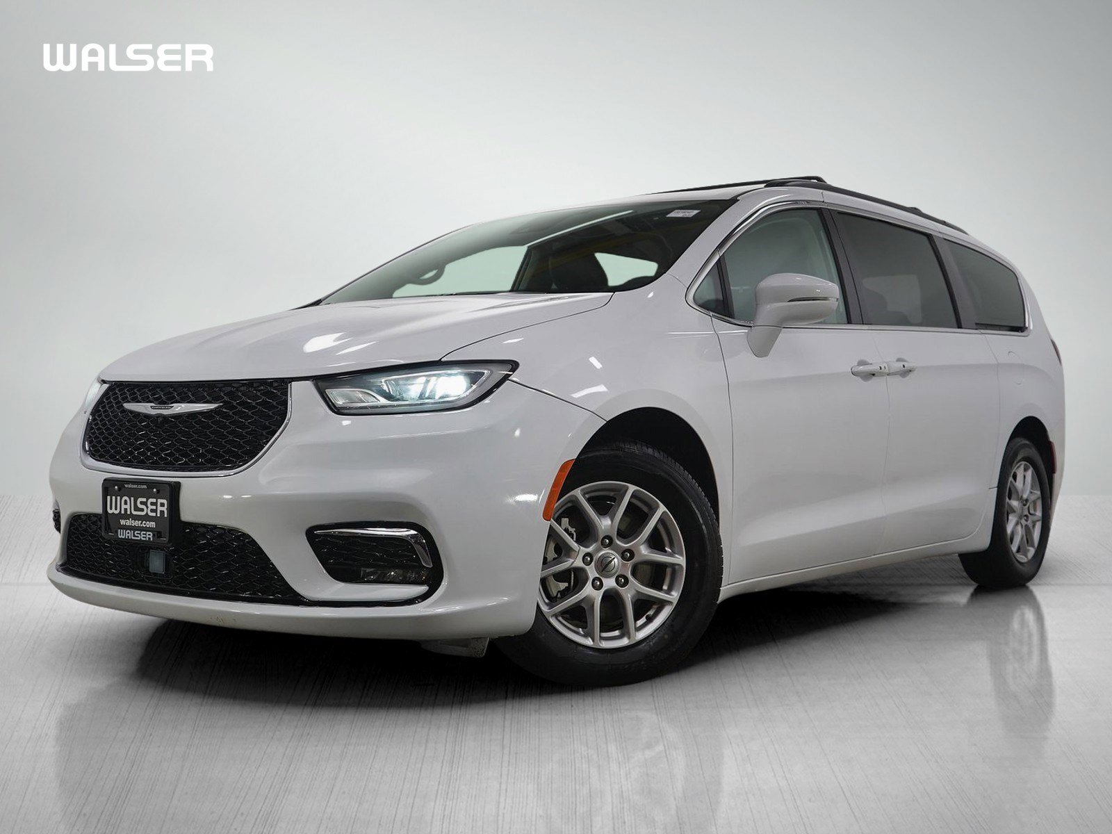 Used 2022 Chrysler Pacifica Touring-L