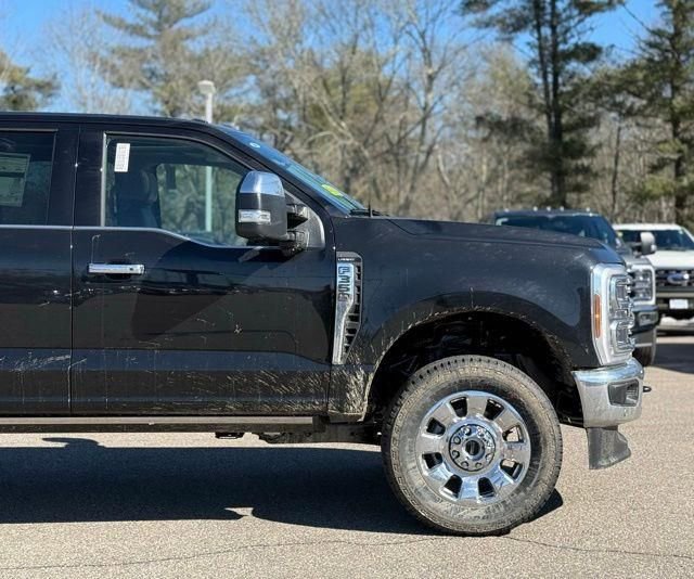 New 2026 Ford F350 Lariat w/ Lariat Ultimate Package image 2