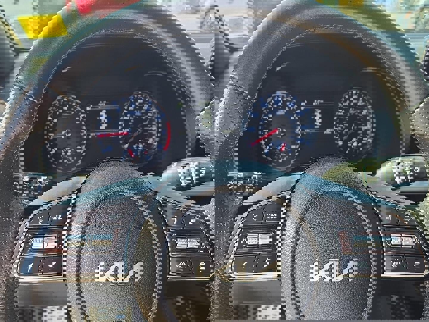 Used 2024 Kia Forte GT-Line image 18