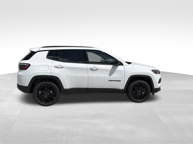 New 2026 Jeep Compass Latitude AWD/4WD image 6