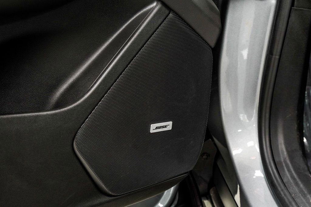 Used 2025 Cadillac XT6 Premium Luxury image 50