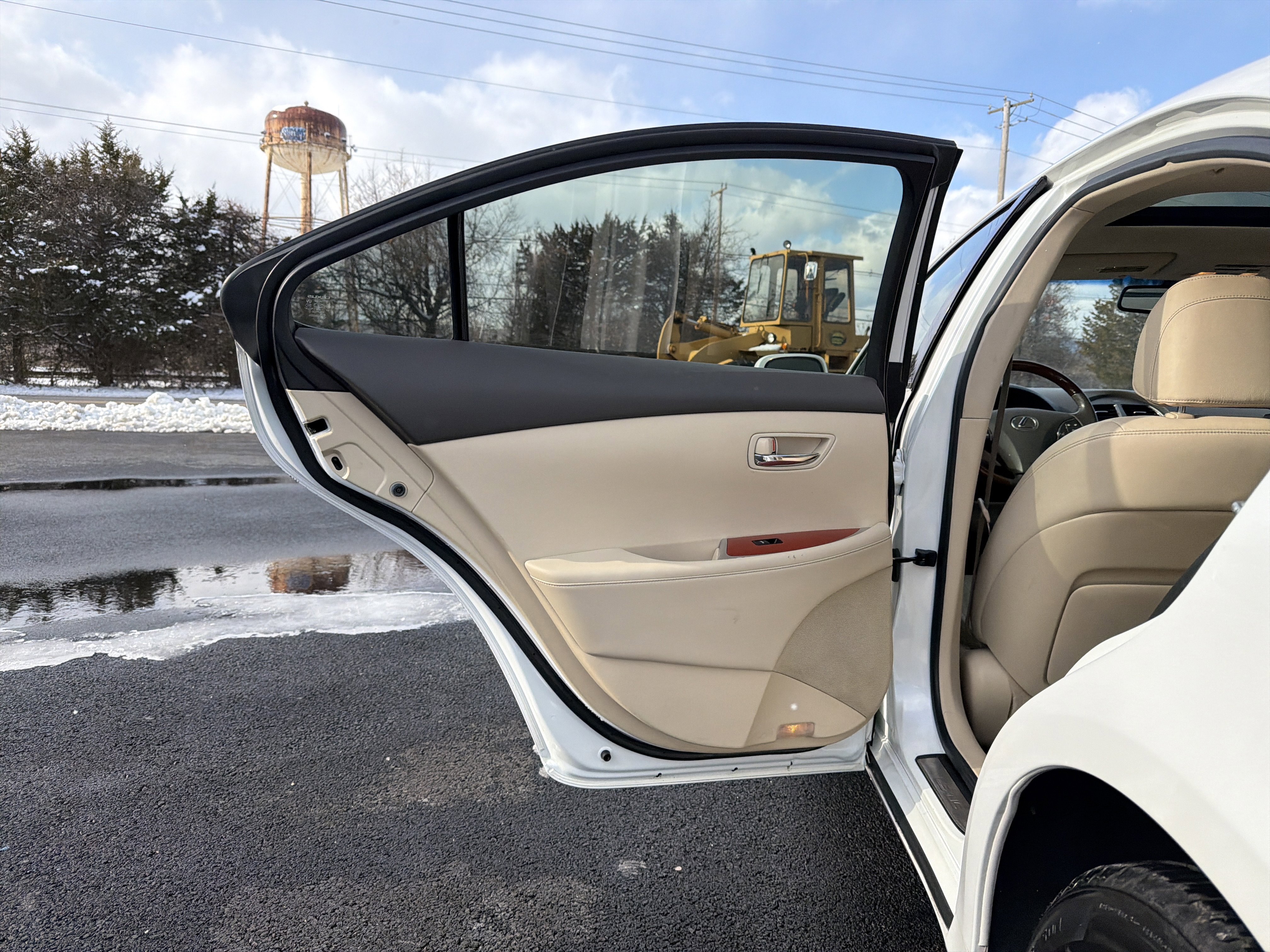 Used 2011 Lexus ES 350 image 27