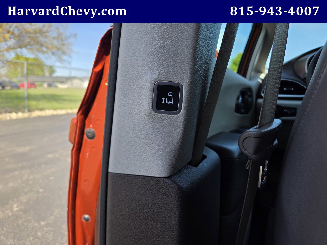 Used 2018 Chrysler Pacifica Touring-L Plus w/ Advanced Safetytec Group FWD image 34