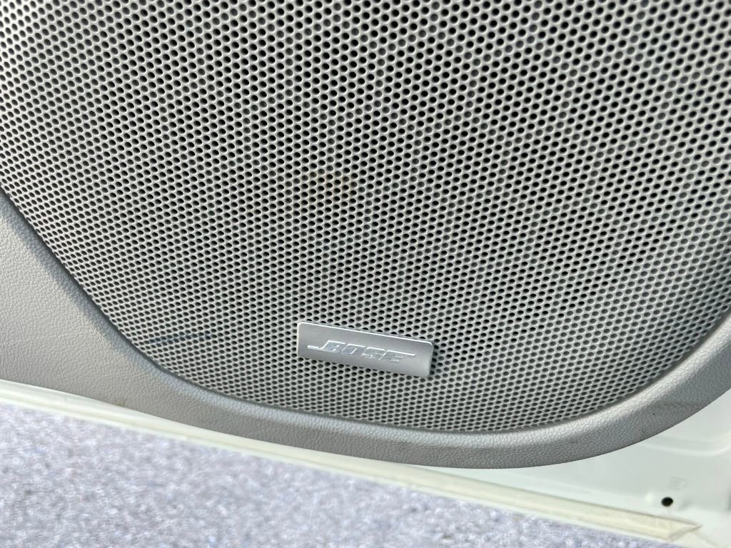 Used 2022 GMC Acadia SLT w/ Preferred Package image 19