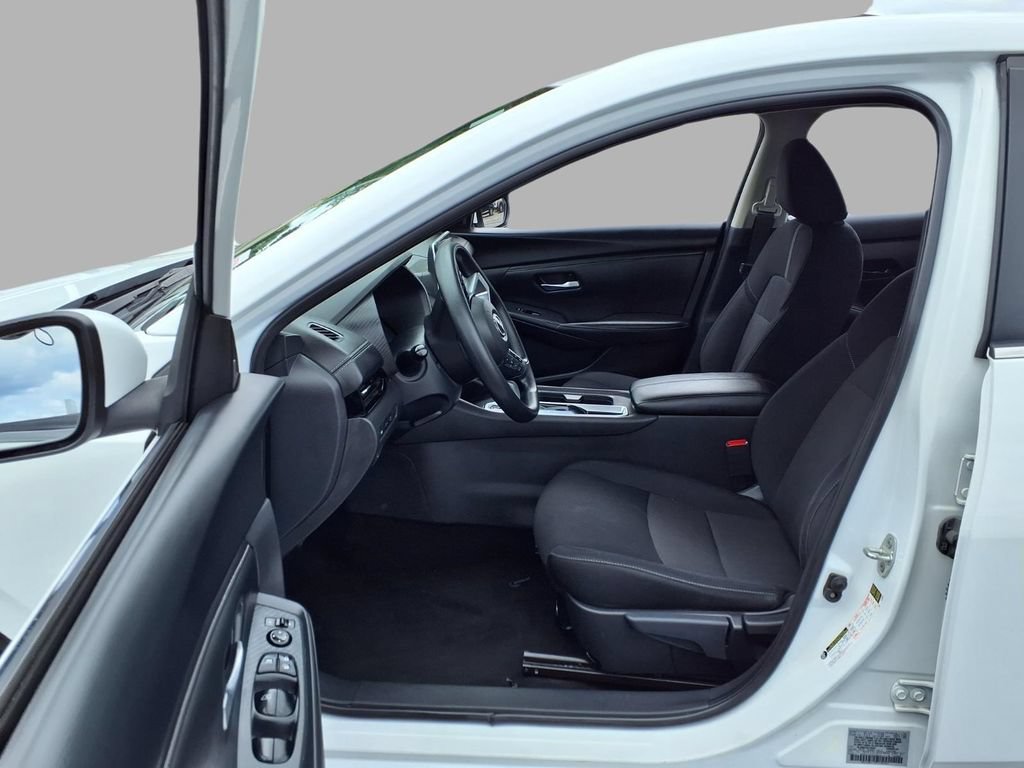 Used 2024 Nissan Sentra SV FWD image 20