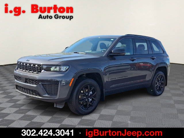 New 2026 Jeep Grand Cherokee Altitude AWD/4WD image 2