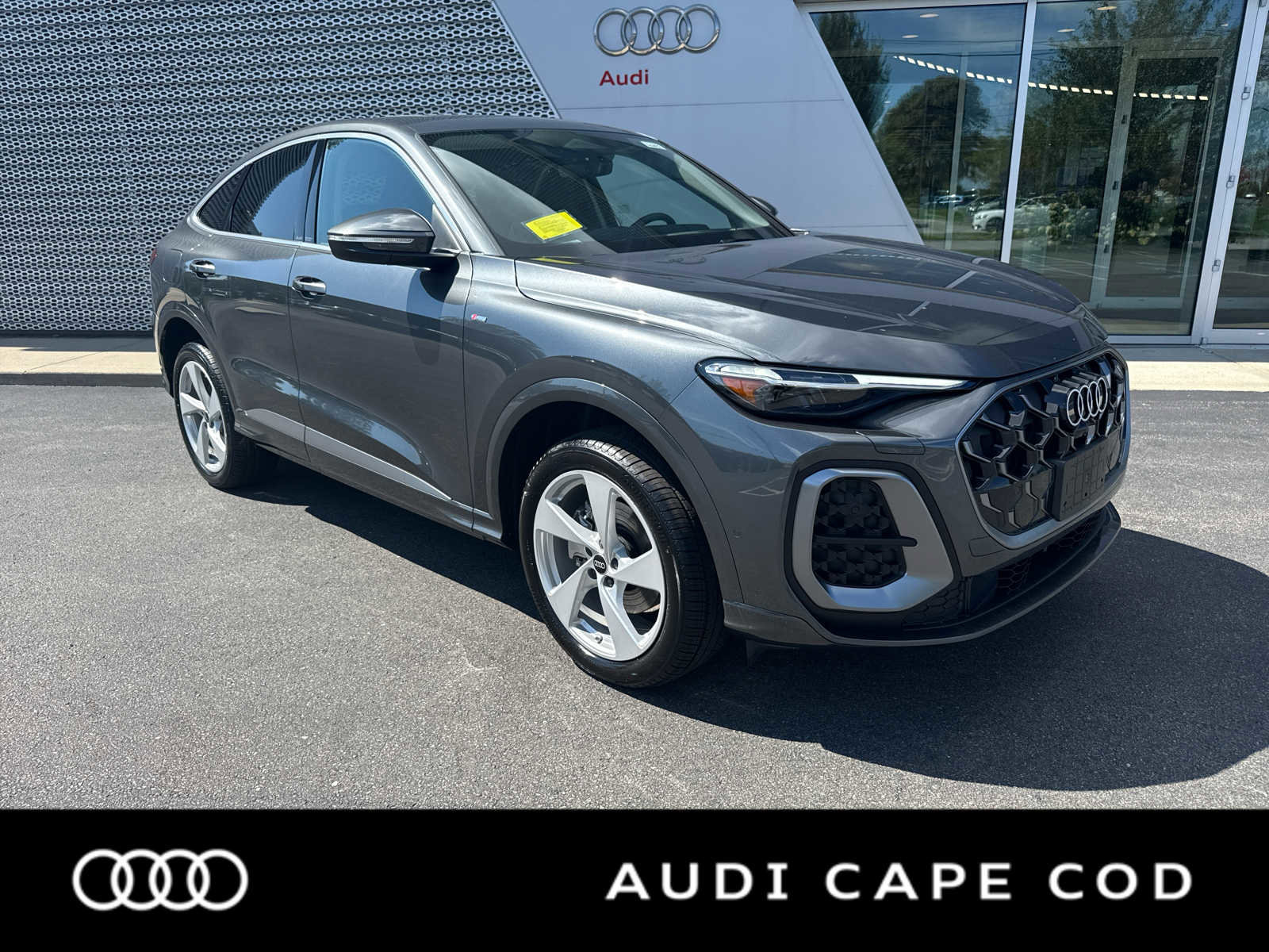 New 2025 Audi Q5 Premium Plus image 1