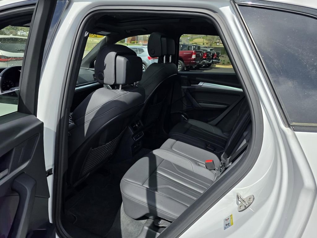 Used 2025 Audi Q5 2.0T Premium image 24