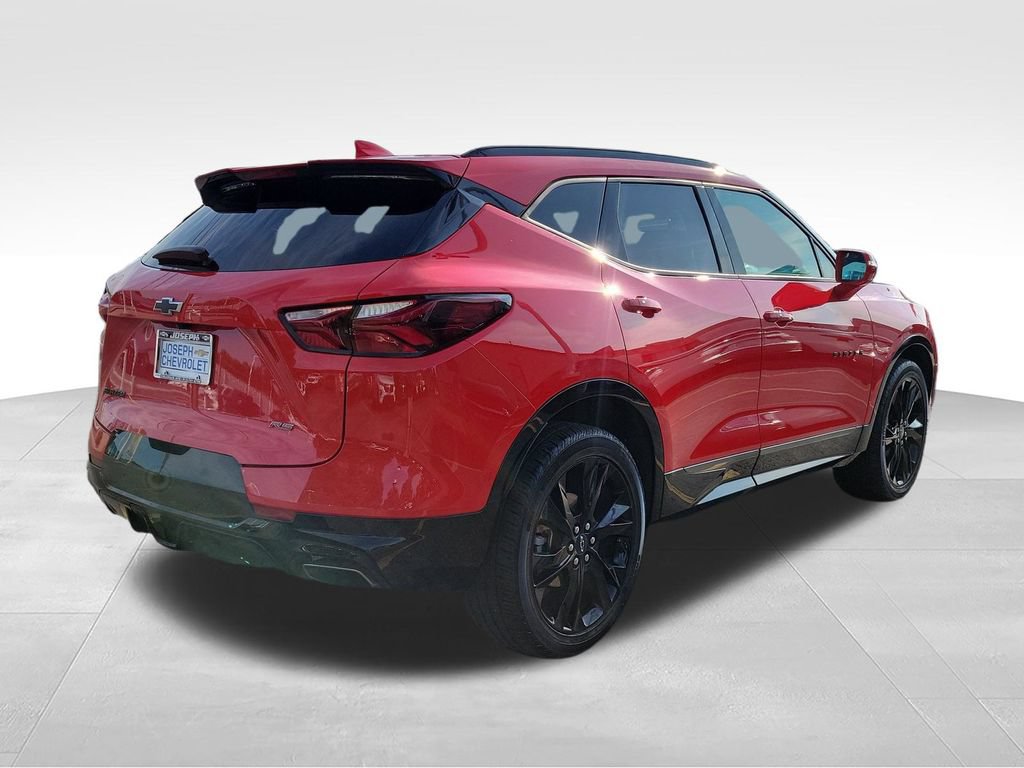 Used 2019 Chevrolet Blazer RS w/ Sun and Wheels Package FWD image 4