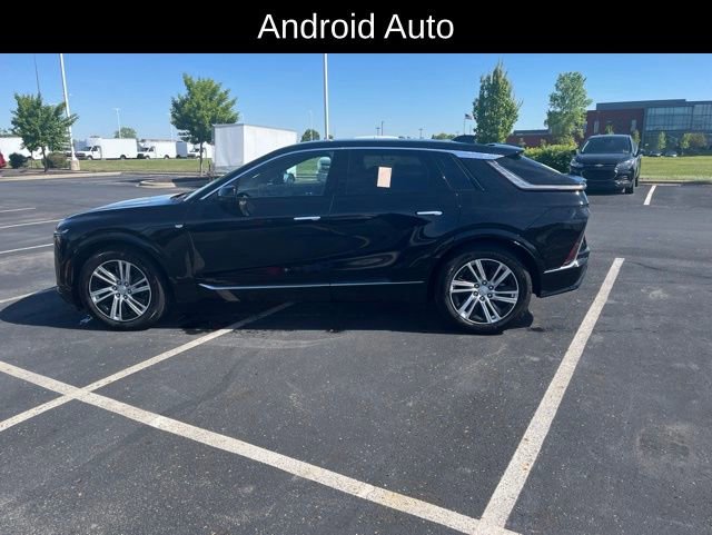 Used 2024 Cadillac Lyriq Tech w/ Driver Assist Package AWD/4WD image 11